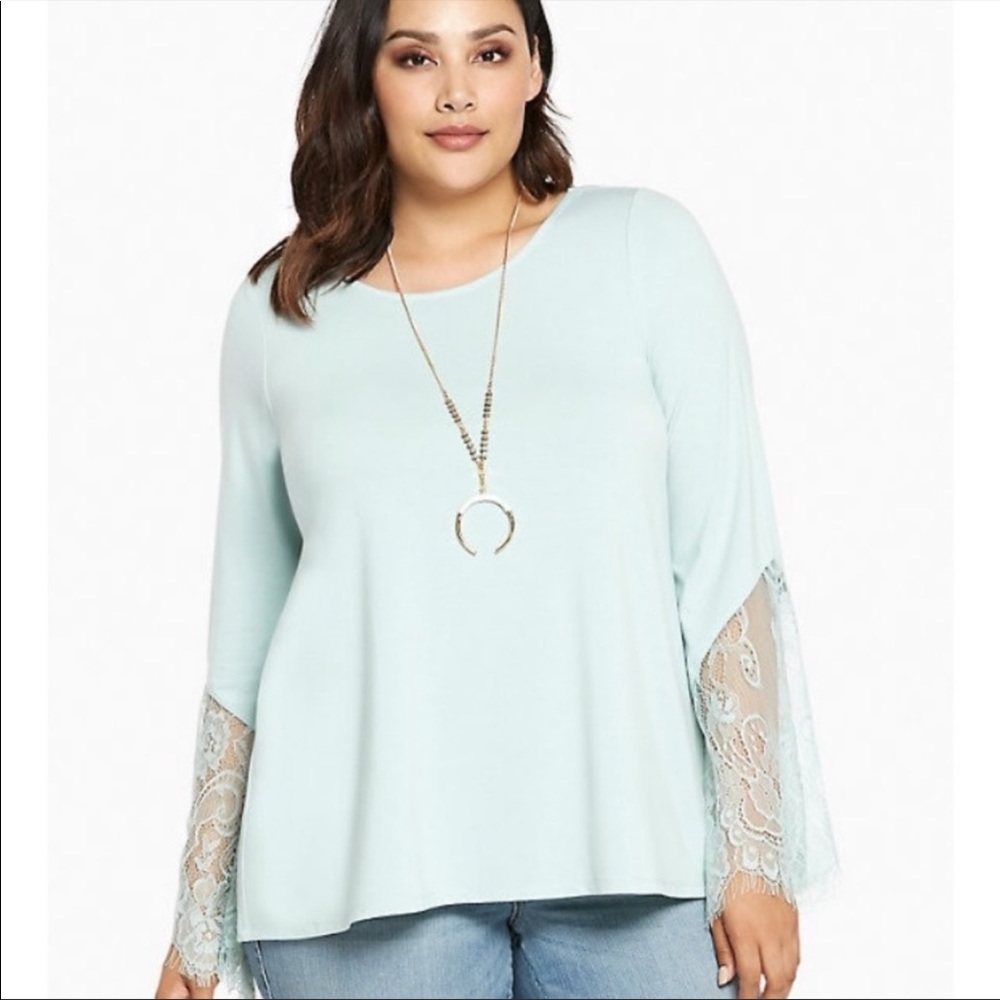 NWOT Torrid mint long sleeve shirt